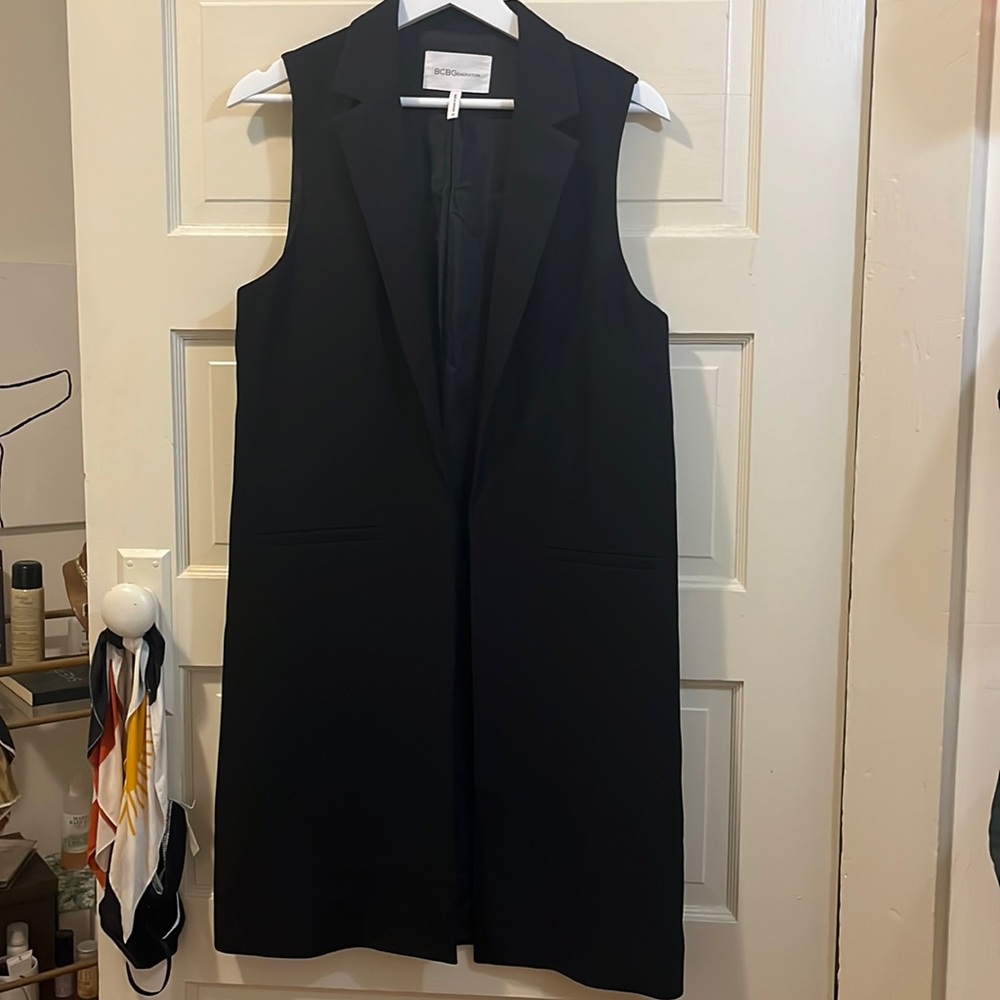 BCBGeneration Black Sleeveless Long Vest